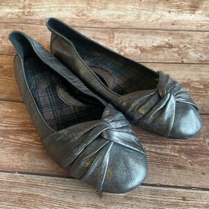 Born Woman Lilly Pewter Metallic Leather Ballerina Flats size 9
